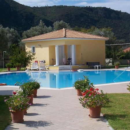 Iliaktida Studio-Villas Frinion Room photo