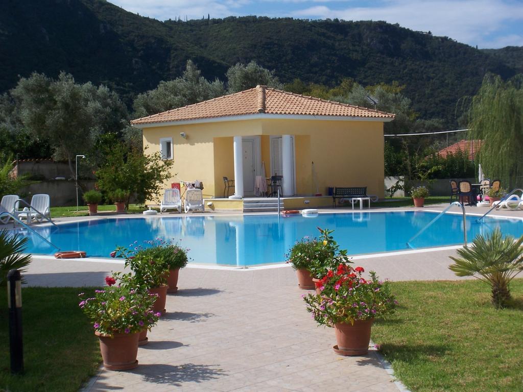 Iliaktida Studio-Villas Frinion Room photo